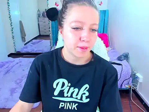 Luna_Analya from StripChat