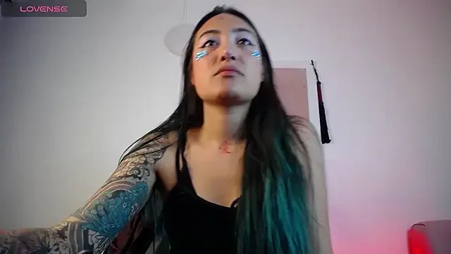  LunaAponte chat room