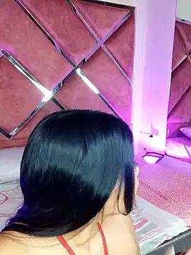 LunaaRosse from StripChat