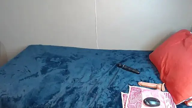 Lunalee from StripChat