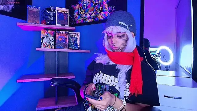 luxiel_ from StripChat