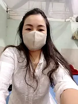 lyna_bl