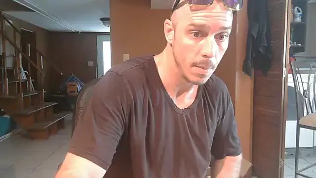 Mac_ThunderCock from StripChat