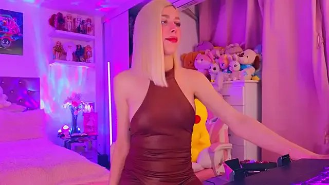  MadamBarbiee chat room