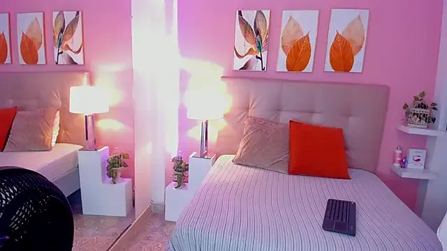  Maddy_Norton chat room