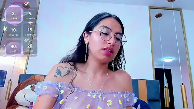 MadyJackson from StripChat