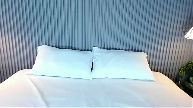 MaluDiaz from StripChat