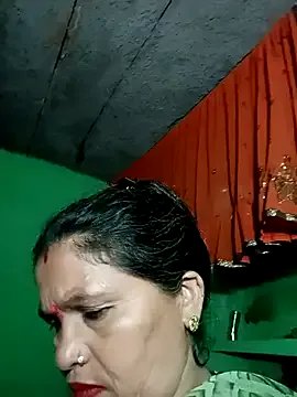 Manavi_x from StripChat