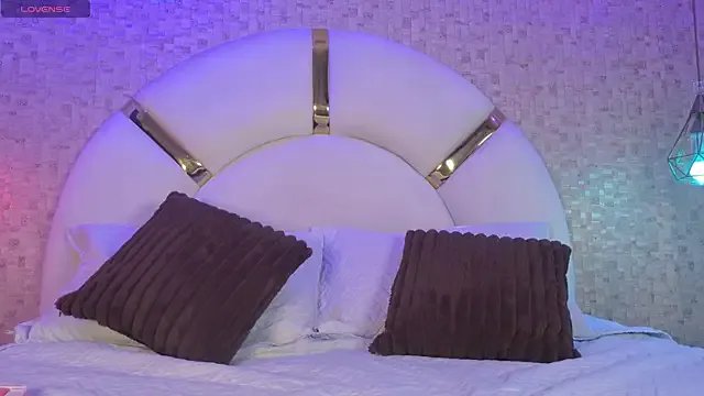 marcela_rojas from StripChat