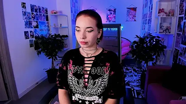 MarcelineChi from StripChat