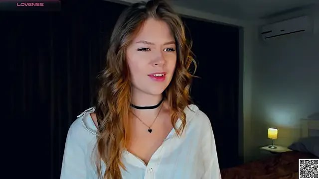 MardellAyling from StripChat