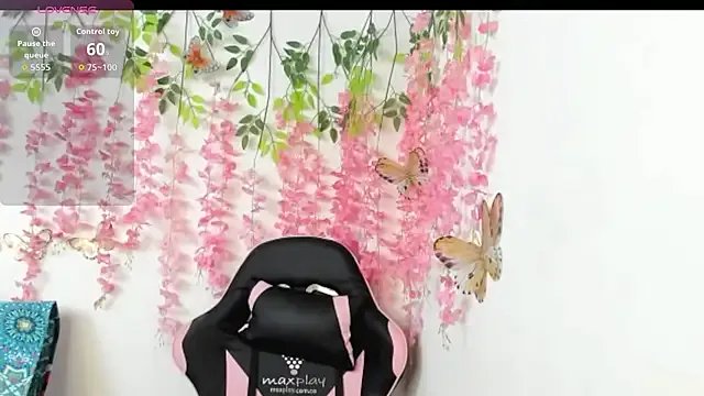 mari-ross from StripChat