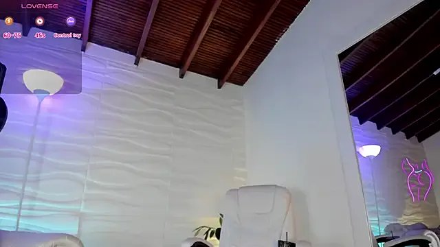 mariablonde from StripChat