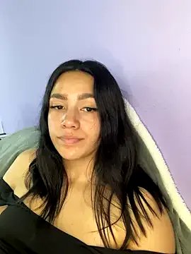 Marianahb-e from StripChat