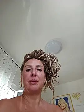 MariaRichi_ from StripChat