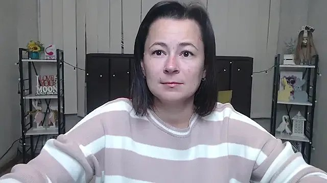 MarieSho from StripChat