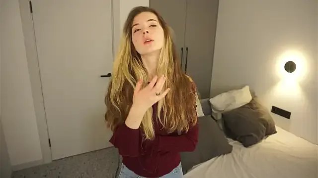 MarlinVarian from StripChat