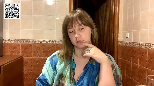 MaroonMoon_ from StripChat