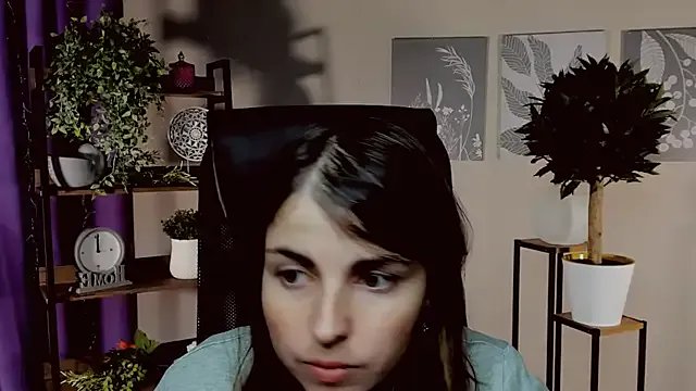 MartaEdams from StripChat