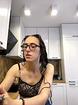 MartiniiSelenna from StripChat is Freechat