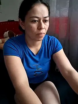 mayhott2 from StripChat