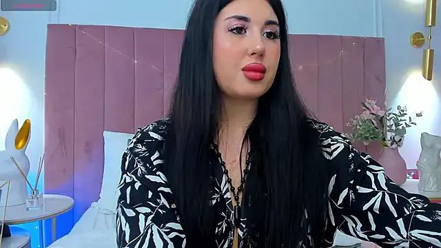 Mayzzie from StripChat is Freechat