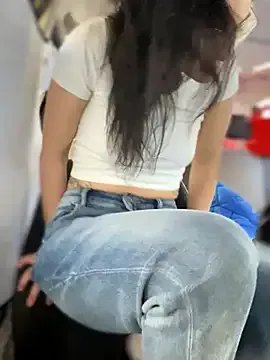 MeekyRich from StripChat