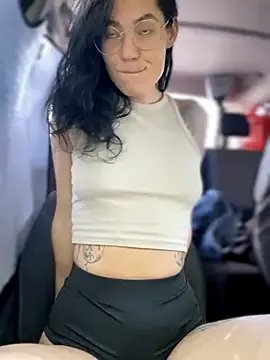 MeekyRich from StripChat