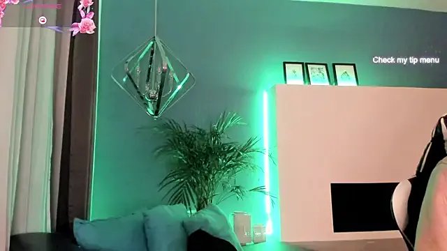  Megan_inked chat room