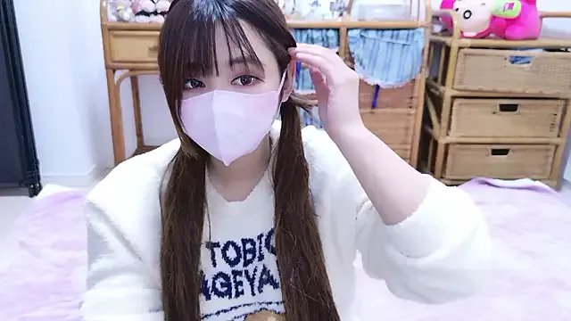 Megu_Melon from StripChat