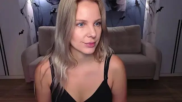 MelanieBennett from StripChat