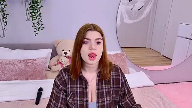 MelanieCarterr from StripChat