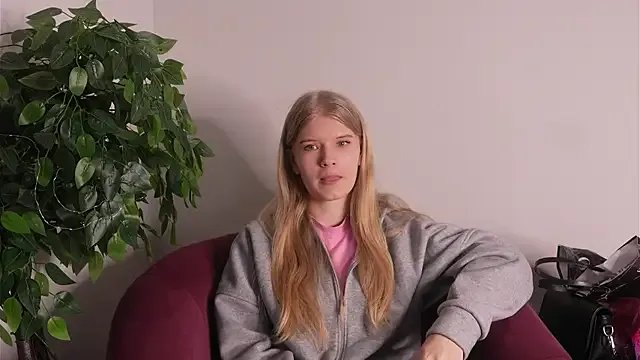  MelanyRuch chat room