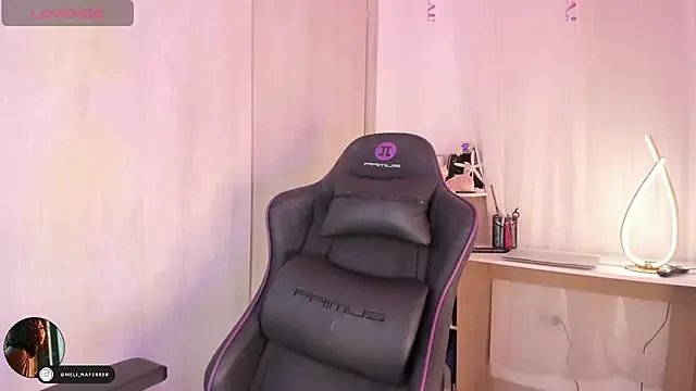 Melina_Ferrer1 from StripChat