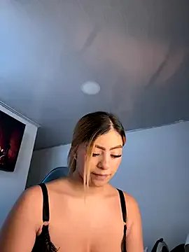 Melissa_coll from StripChat