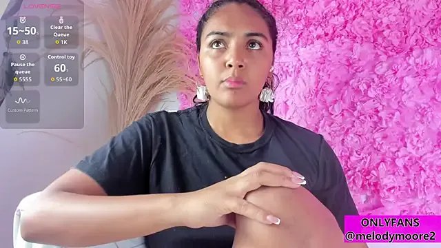 Melodymoore_ from StripChat