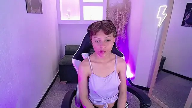  melodyy_as chat room