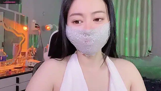 MI_KA22 from StripChat