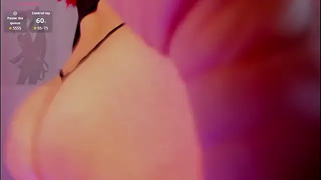 Mia-Bloom from StripChat