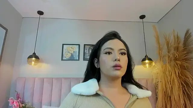  Mia__Walker chat room