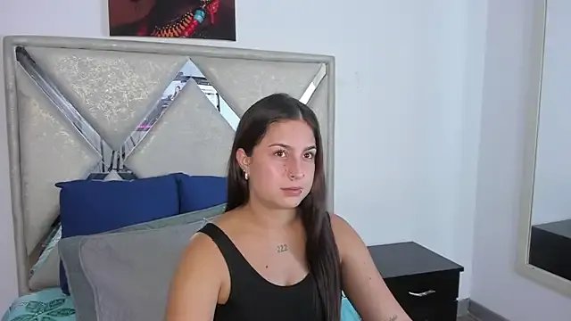 mia_fox4 from StripChat