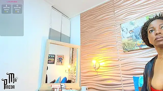 mia_pineda from StripChat