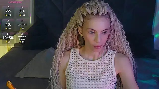 mia_silkk from StripChat