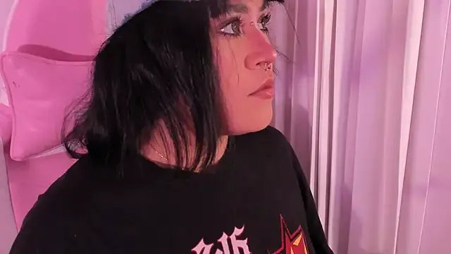 mia_yeager from StripChat