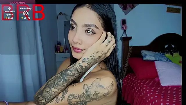 mia_yireth from StripChat