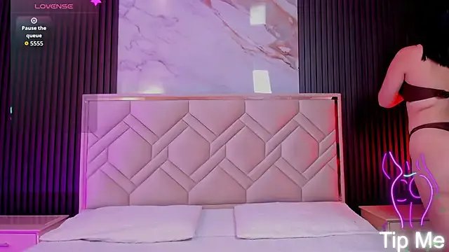 MiaaFarrel from StripChat