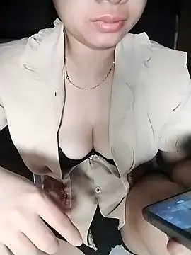 Mie_rose from StripChat