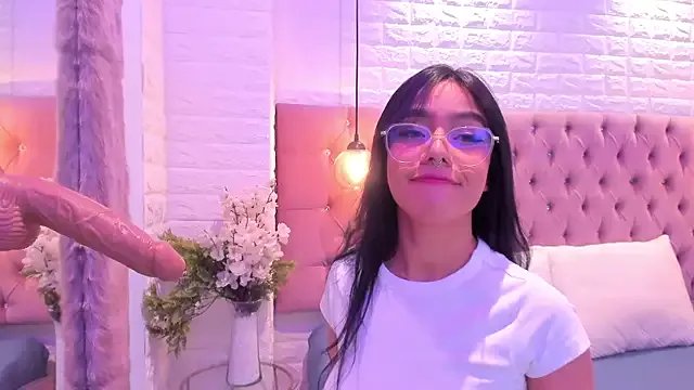 miel_18 from StripChat