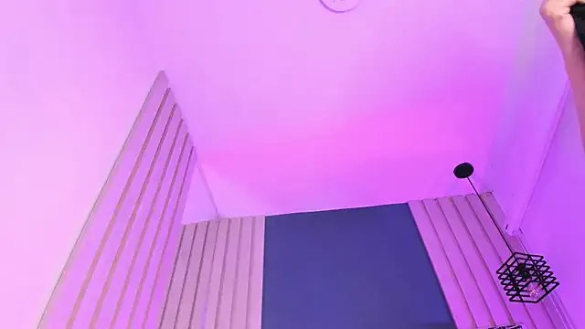 miel_gomez from StripChat