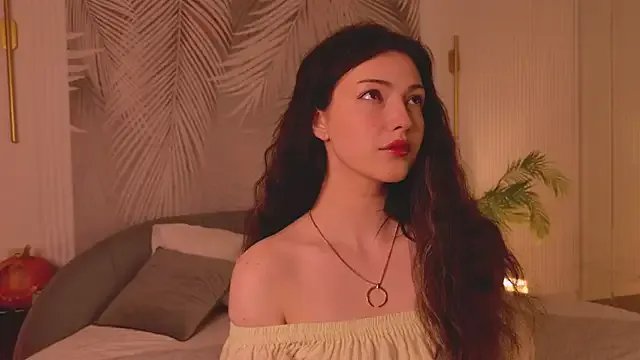 Miley_Smile from StripChat